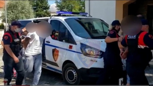'Taksisti'/ Po transportonin 5 sirianë drejt vendeve të BE-së, arrestohen 2 persona në Fier
