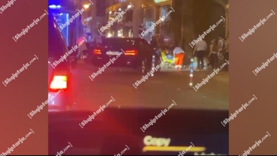 Aksident pranë sheshit Wilson në Tiranë, makina përplaset me biçikletën, plagoset një vajzë