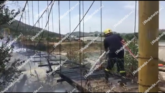 Ura e drurit e këmbësorëve në Bërzhitë u përfshi nga flakët, zjarrfikësit shkojnë të shuajnë zjarrin pas denoncimit në 'Report Tv'
