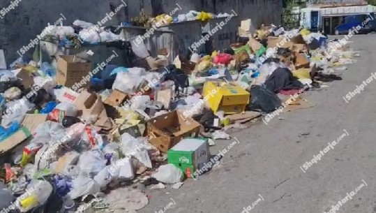 Durrësi i mbytur nga plehrat, bashkia i shkarkon mbeturinat gjatë natës në vendgrumbullim të paligjshëm 