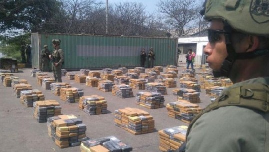 Mega-operacion i ushtrisë kolumbiane, sekuestrohen 6 tonë kokainë (VIDEO)