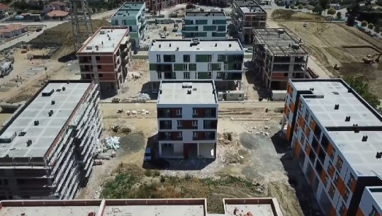 Rindërtimi/ Rama poston videon nga Thumana: Po merr formë qyteza e Rilindjes