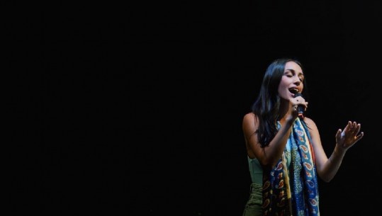 Elhaida Dani e ftuar ne skenën e 'Musicall' të Triestes në Itali, një tjetër sukses përtej Adriatikut për këngëtaren shqiptare