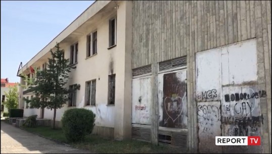 Pallati i Sportit në Korçë 'bërtet' për rikonstruksion, drejtoresha klubit 'Skëndërbeu': Situata drejt më së keqes 