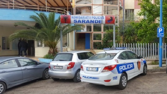 Akuzohet se rrëmbeu të miturin dhe e detyroi të lypte, Report Tv zbardh dëshminë e 50-vjeçares në Sarandë: Doja ta ndihmoja