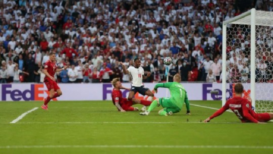 Zgjat 9 minuta avantazhi i Danimarkës, anglia rikthen baraspeshën në gjysmëfinalen e Londrës falë një autogoli
