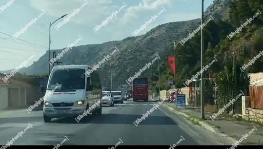 Largimi i pushuesve nga bregdeti, krijohen radhë të gjata automjetesh nga zona e Ranës së Hedhur në drejtim të Milotit! Fluks edhe në Durrës, nuk ka bllokim të lëvizjes së mjeteve