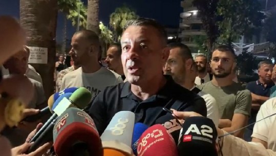 Pronarët në Vlorë ‘kyçin’ lokalet në shenjë protestë, operatorët: Të shmangen furgonat e policisë nga sytë e turistëve, nuk meritojmë një shfaqje të tillë
