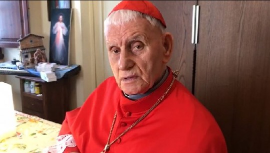 Kardinal Ernest Troshani uron besimtarët myslimanë: Zoti ju mbushtë me shëndet dhe begati! Paqe e bekime paçi gjithmonë