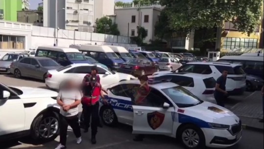 Korrupsion për përfitim pronash, SPAK bastis zyrat e Kadastrës në Tiranë, 3 sekserë në pranga, 2 zyrtarë me detyrim paraqitje, pezullohet punonjësi i ASHK-it, 1 në kërkim
