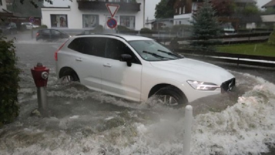 Reshjet e dendura shkaktojnë përmbytje të reja në Gjermani, Itali dhe Austri