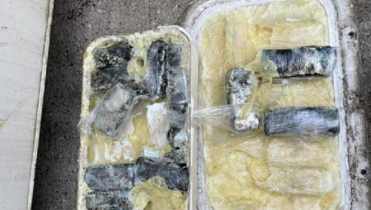 Hera e 3-të brenda 1 muaji, sekuestrohen 7.25 kg kokainë në kontejnerët e ‘Alba Exotic Fruit’ në Portin e Durrësit! 2 vite më parë zëvendësoi 137 kg drogë me oriz