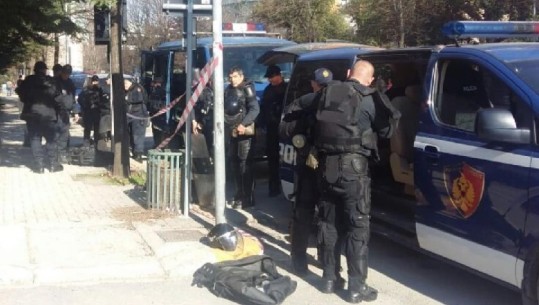 Policia aksion  anti-drogë dhe për lojërat e fatit në Rrëshen, 3 në pranga dhe 23 në hetim