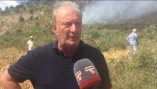 Prefekti i Gjirokastrës: Zjarri ka rënë afër zonës kufitare, kërkuam ndihmë nga Greqia! Terreni i vështirë, nevojitet helikopter për të shuar flakët
