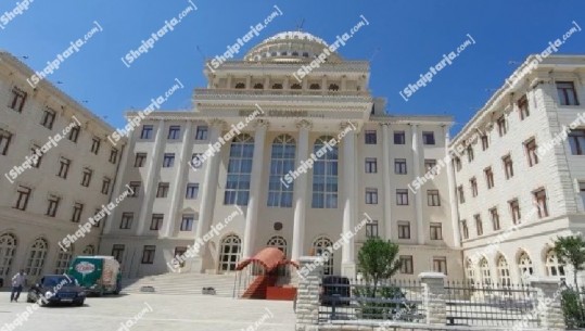 Përveç Tiranës dhe Durrësit, afganët do të strehohen edhe në Berat te hotel 'Colombo'