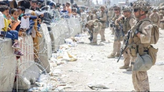 NATO: Të paktën 20 viktima në një javë në aeroportin e Kabulit
