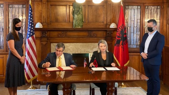 Firmoset marrëveshja për ndalimin e trafikimit të objekteve kulturore Shqipëri-SHBA! Yuri Kim: Të mbrojmë trashëgiminë unike kulturore shqiptare