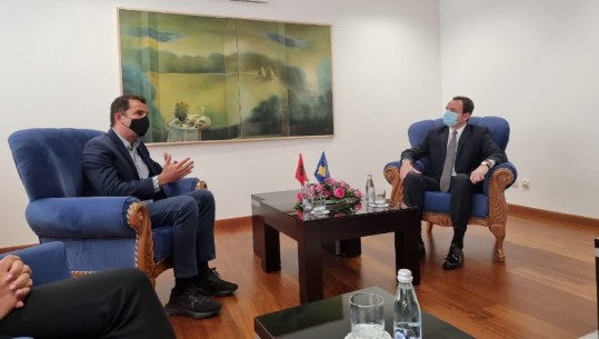 Veliaj në Prishtinë, takohet me kryeministrin Kurti: Tirana Kryeqyteti Europian i Rinisë 2022, mundësi edhe e të rinjve të Kosovës