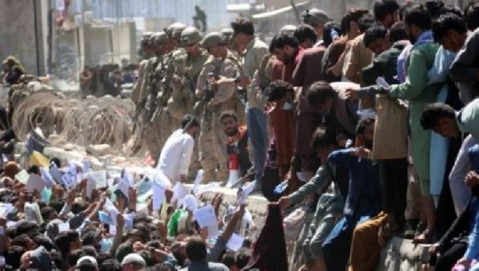 Sulmi terrorist në Kabul, Pentagoni: Do vazhdojmë me misionin e evakuimit! Presim që sulmet të vijojnë, po përgatitemi