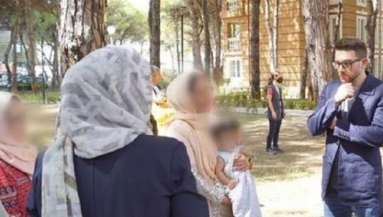 I biri i George Soros viziton afganët e strehuar në Durrës: Janë të sigurt në Shqipëri