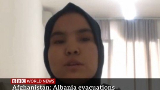 E strehuar në Shqipëri, gazetarja afgane për BBC: Largimi, vendim i vështirë! Populli shqiptar shumë mikpritës, në Tiranë po na trajtojnë në mënyrë të shkëlqyer