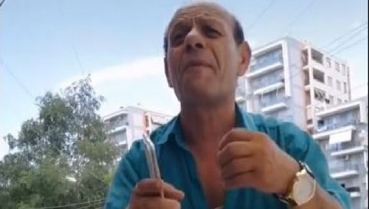 'Çmenduria' e një personi për video në 'Tik Tok', alarmon blutë e Korçës! Qytetarët raportojnë për një person të shtrirë në rrugë, mbuluar me një çarçaf me 'gjak'