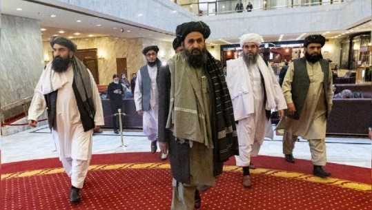 Talebanët shpallin ministrat në detyrë të qeverisë së re! Në krye të vendit themelues të lëvizjes dhe të kërkuar nga FBI! SHBA dha 5 mln dollarë për 'kokën' e ministrit të Brendshëm 