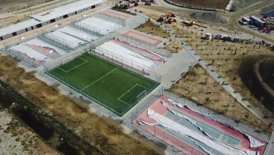 Rama poston videon nga kantieri i Ekoparkut në Durrës: Po merr formën përfundimtare, së shpejti një hapësirë e gjelbëruar, me kënde sportive e zona pushimi
