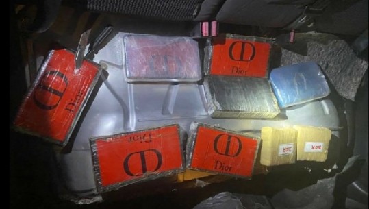 Droga e kapur në Morinë e ambalazhuar me 'Dior', e njëjta e përdorur edhe në kapjen e bujshme të 324 kg kokainë në Portin e Durrësit