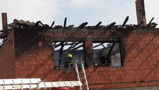 Tragjike në Gjakovë/ Shtëpia 'përpihet' nga flakët, humbin jetën 2 fëmijë të mitur, lëndohen 3 të tjerë