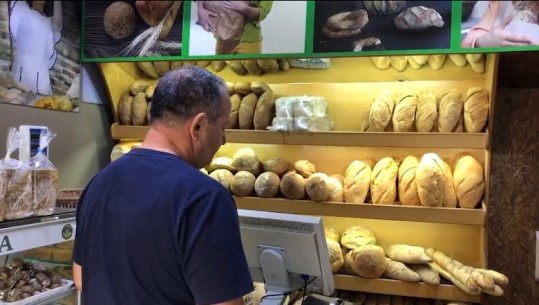 Rritet çmimi, buka masive shitet me 100 lekë në Korçë! Qytetarët: Më lirë çmimet në Greqi se në Shqipëri, këtu nuk jetohet