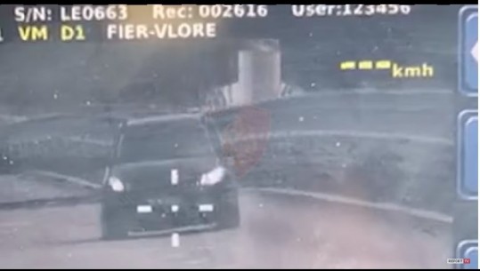 VIDEO/ 25 shoferë 'shkelën gazin', 24 të dehur, 3 me makinë në sens të kundërt, pezullohen 52 patenta në orët e fundit! Disa të arrestuar dhe 'lumë' gjobash