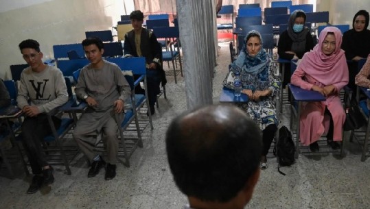 'Veçmas burrave e me veshje islame', kushti i studimeve të larta për gratë afgane