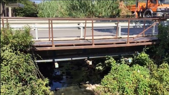 Urat metalike rrezikojnë jetën e banorëve në Levan, banorët për Report Tv: Duhet ribërë urgjentisht