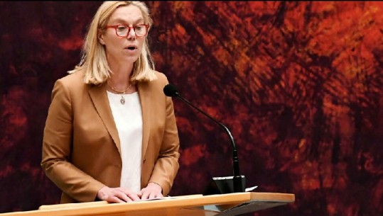 Jep dorëheqjen ministrja holandeze për shkak të kaosit në Afganistan
