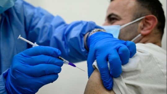 Kosovë, rreth 35 përqind e popullatës së rritur janë vaksinuar me dy doza