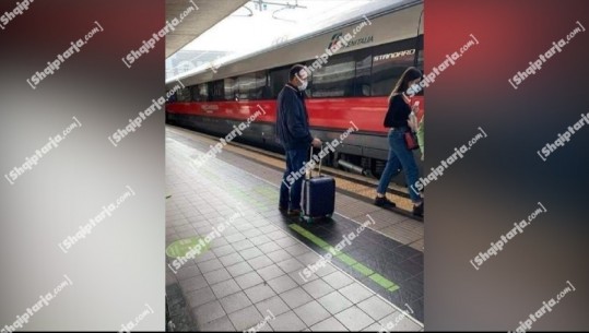  U dënua me 2 vite burg,  Llalla fotografohet në Romë duke pritur trenin