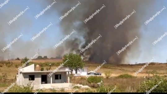 Zjarrvënie e qëllimshme në Derven në Fushë-Krujë, në distancë dëgjohen shpërthime! Digjen 20 hektarë tokë, shuhen pas disa orësh flakët