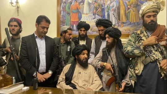 Talibanët kontroll të plotë mbi mediat afgane: Asnjë fe nuk duhet të promovohet përveç islamit