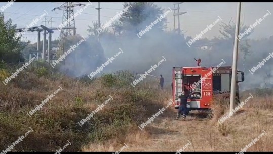 Zjarr në fshatin Duhanas në Berat, rrezikohet nën/stacioni elektrik! Flakët përfshijnë edhe fshatin Sevaster në Vlorë, rrezikohen banesat
