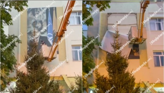 VIDEO/ Berisha merr një tjetër 'goditje', Bashkia e Tropojës i heq posterin gjigant