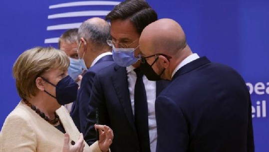 Samiti i BE, kriza me Poloninë ende pa zgjidhje 