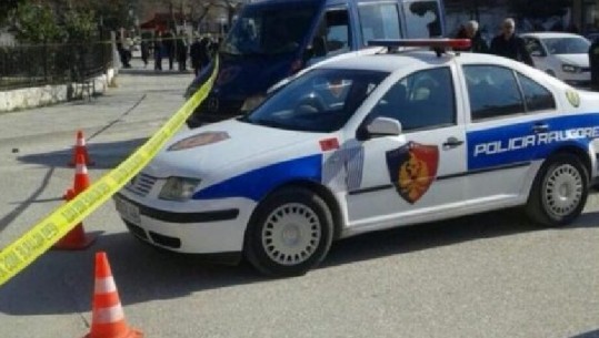 Aksident në Durrës, makina përplas 88-vjeçarin, dërgohet në gjendje të rëndë në spital