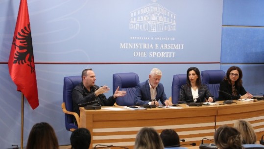 Rasti i Pogradecit/ Ministrja e Arsimit mbledhje urgjente me drejtuesit psiko-social: Masa drastike për rastet e abuzimeve