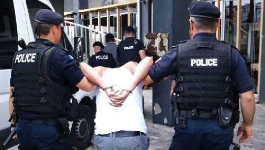 I dënuar në Kosovë me burg për ‘Dhunë në familje’, arrestohet 50-vjeçari në Tropojë, në pranga edhe një tjetër ndërtoi pa leje  