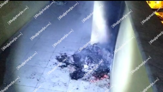 Zjarr në ballkonin e një apartamenti në Vlorë, alarmohen banorët! Ndërhyn zjarrfikësja, nuk gjen askënd në banesë