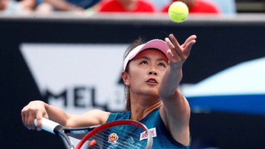 Zhduket ylli i tenisit kinez, autoritetet kineze heshtin 