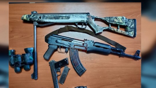 Autorë të disa vjedhjeve në Lezhë, arrestohen babë e bir! Në banesë u gjenden armë zjarri e municion luftarak