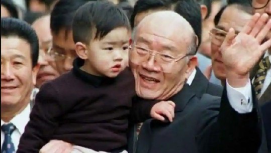 Koreja e Jugut/ Ndahet nga jeta ish-presidenti Chun Doo-Hwan në moshën 90-vjeçare