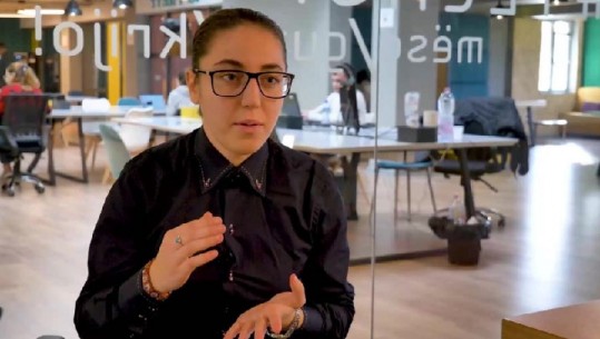 Shembull frymëzues, 20-vjeçarja shqiptare tërheq vëmendjen e Bill Gates, projekt për shkëmbim informacioni pa wifi dhe internet